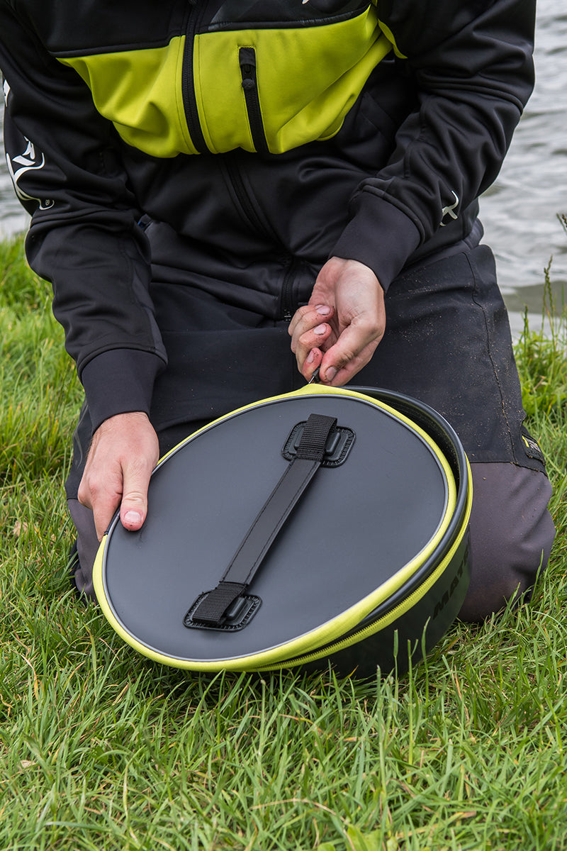 Matrix Moulded EVA Bowl With Lid