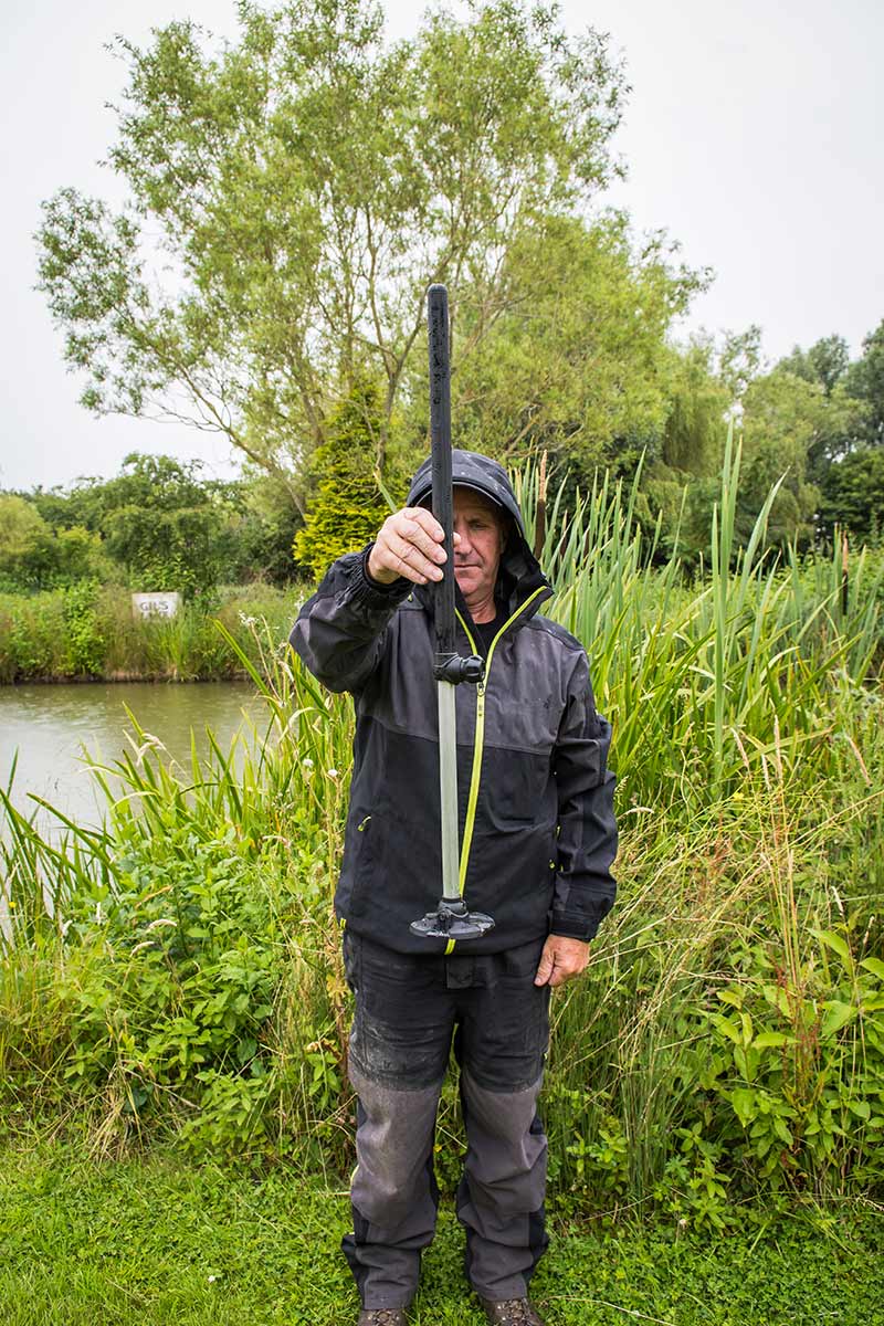 25mm Seatbox Leg 450mm - Black