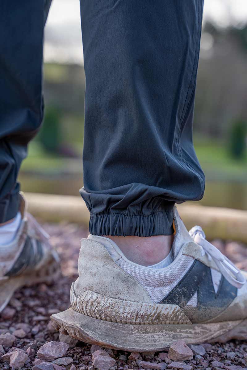 Matrix LW Cargo Trousers – Black