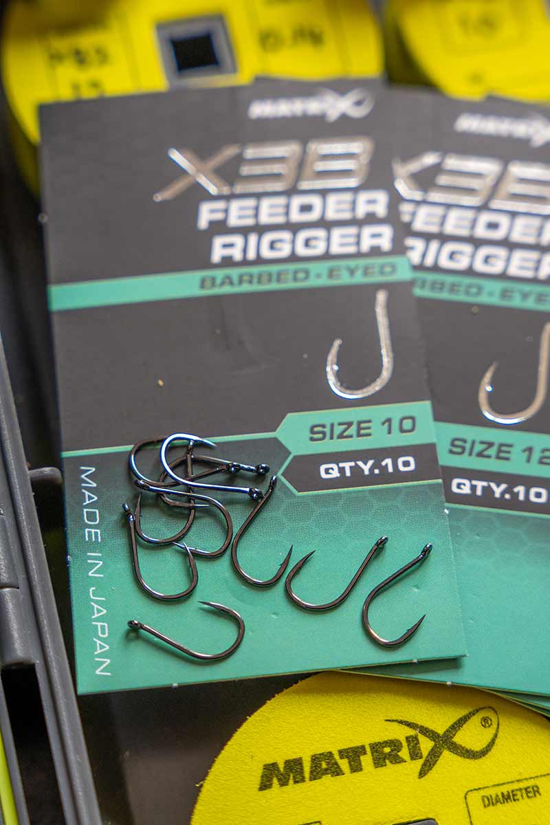 Matrix X3B - Feeder Rigger Hooks
