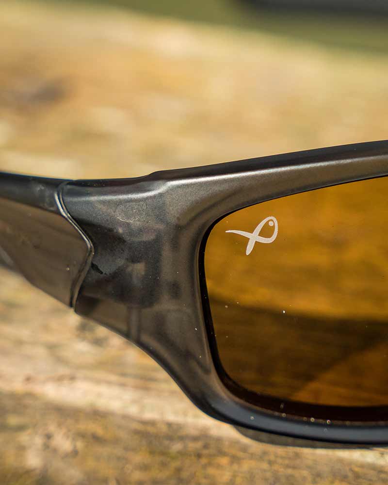 Matrix Wraps Polarised Sunglasses